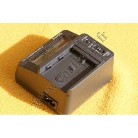 Chargeur de batterie rapide Sony AC-VQ50 - Série M - NP-FM500H - Sony AC-VQ50