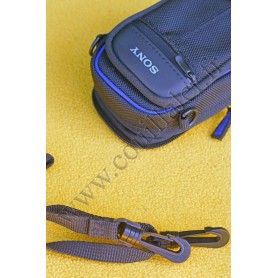 Cyber-shot Pouch Sony LCS-CSJ - Jacket Case - Shoulder strap, Belt kit - Sony LCS-CSJ
